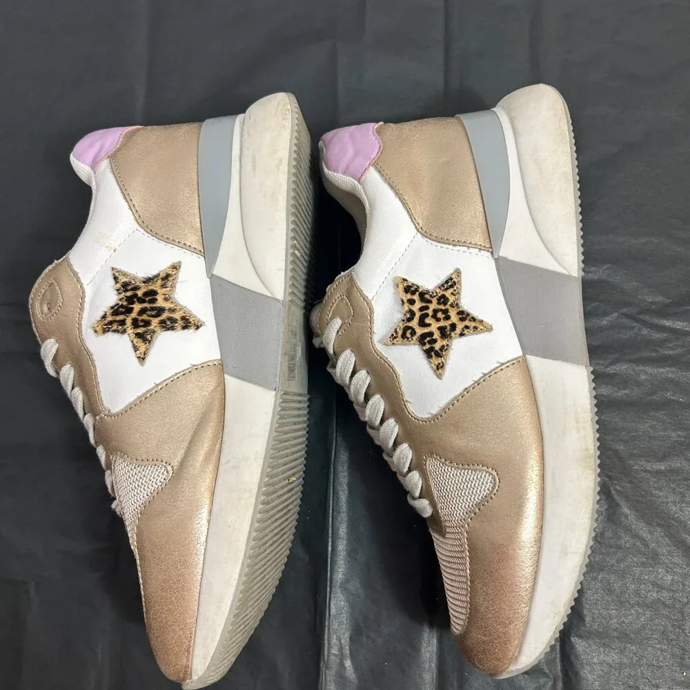 Shu Shop Patricia sneakers in a light gold color with a leopard print star 7.5 - Picture 3 of 7